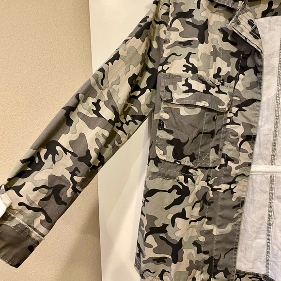 Camo Jacket - Picture 2 of 2